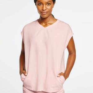 Jaanuu 2 Pocket Cap Sleeve Top | Jaanuu Scrubs